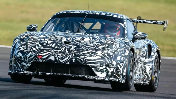 股票配资佣金 赛道之王：保时捷 911 GT3 Cup 赛车即将登场